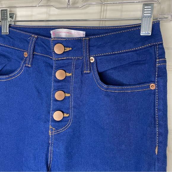 TRADED - Picture 2 of 8